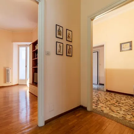 Guesthost - Piazza Mazzini & Stadio Olimpico Apartman *